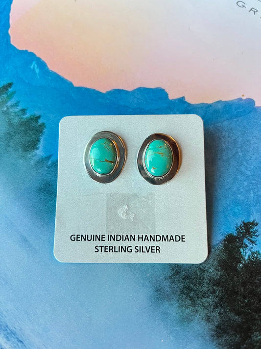 Bowie Studs