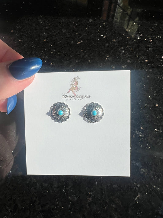 Simple Concho Studs